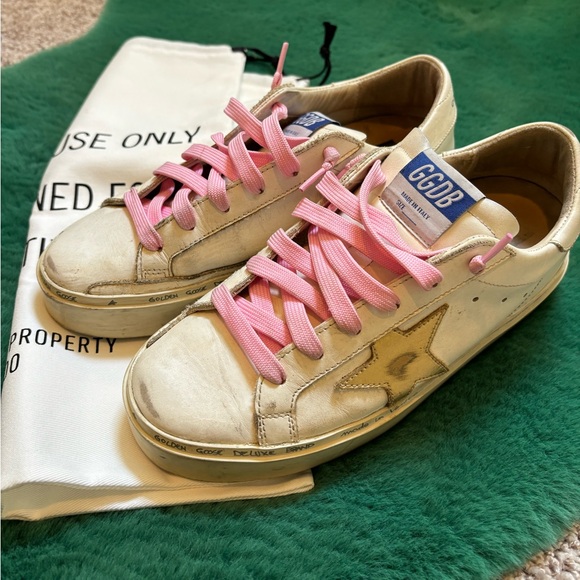 Golden Goose Hi Stars ⭐️ - Picture 1 of 9